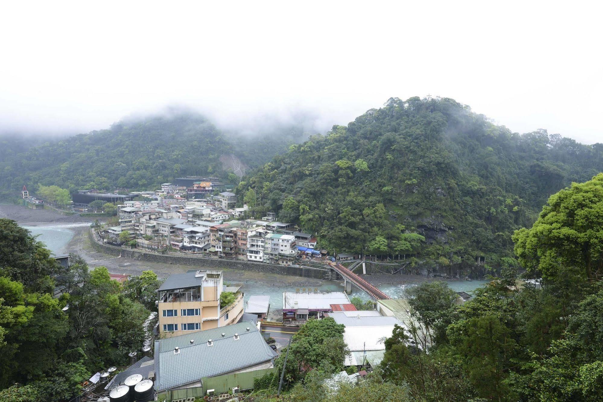 New Taipei City Wulai Spring Resort מראה חיצוני תמונה